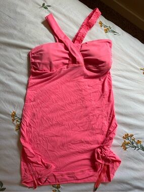 lululemon hot pink criss-cross tank top size 8